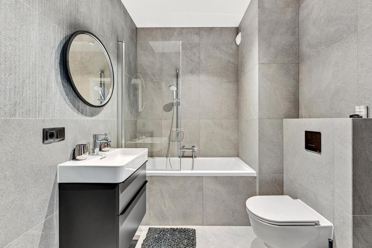 Dom & House - Apartments Old Town Scala กดัญสก์ ภายนอก รูปภาพ